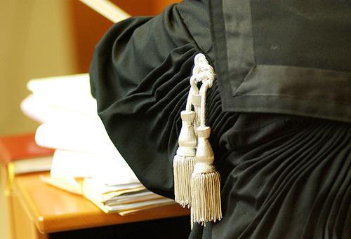 Judecătorii și procurorii care acționează cu rea credință ar putea fi excluși din magistratură și obligați să returneze salariul