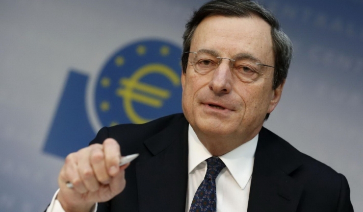 Preşedintele Băncii Centrale Europene, Mario Draghi: 