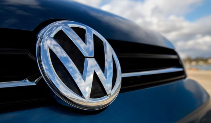 Volkswagen domină topul mărcilor SH preferate de români, cu aproape 55.000 de unități înmatriculate în 2016