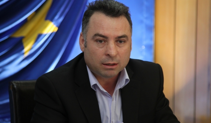 Fostul primar din Năvodari Nicolae Matei a cerut în instanță anularea Ordonanței nr. 14, care abrogă Ordonanța nr. 13 privind modificarea Codurilor Penale