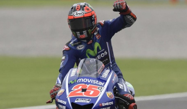 Spaniolul Maverick Vinales domină categoric noul sezon din MotoGP