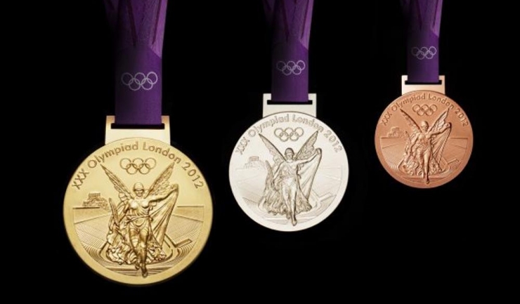 Nike, zeița greacă a victoriei de pe medaliile de la JO 2016, va avea curbe mai generoase...