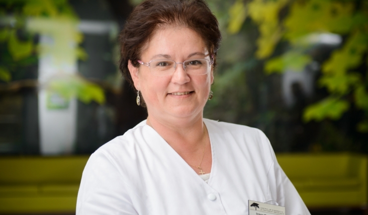 Dr. Mirela Drăgan, oncolog: “Cea mai periculoasă este tentația de a apela la terapii naturiste”