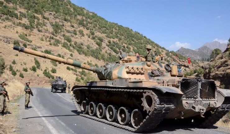 Forțele guvernamentale turce au primit o replică dură din partea militanților kurzi