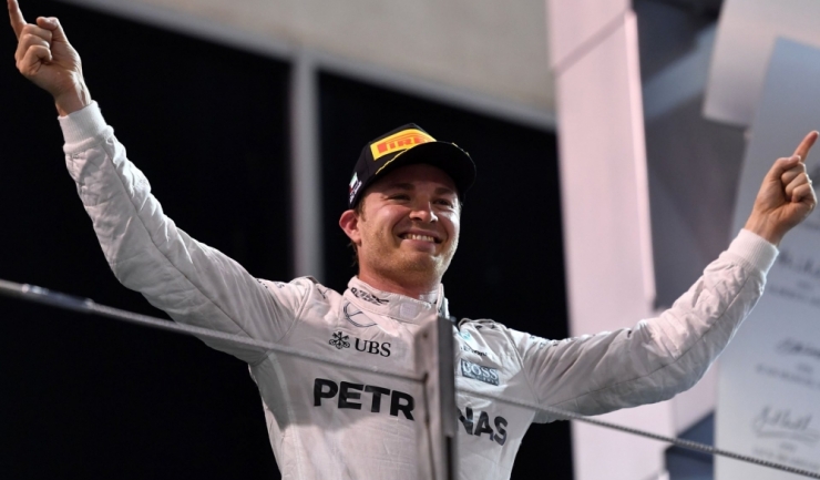Nico Rosberg a devenit în premieră campion mondial de Formula 1
