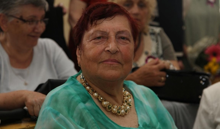 Învăţătoarea Ioana Drăgoi s-a pensionat după 40 de ani de muncă, dar a ales să rămână în slujba Educației