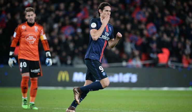 Edinson Cavani a deschis scorul pentru Paris Saint-Germain în disputa cu Lorient