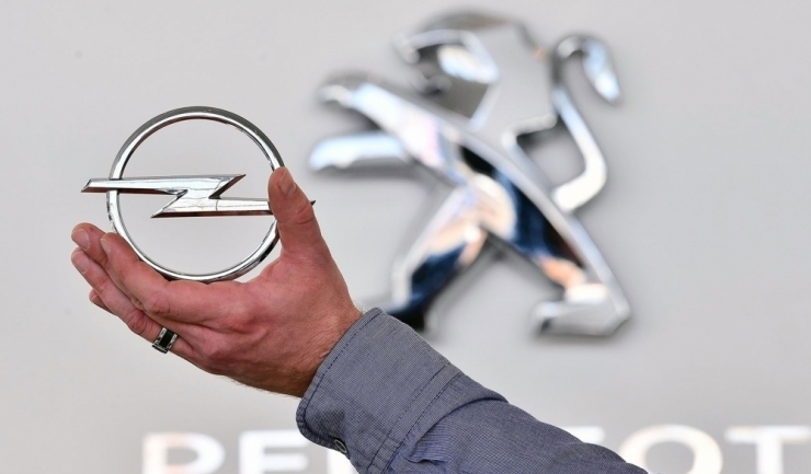PSA, producătorul Peugeot și Citroen, cumpără brandul Opel de la General Motors pentru 2,2 miliarde euro