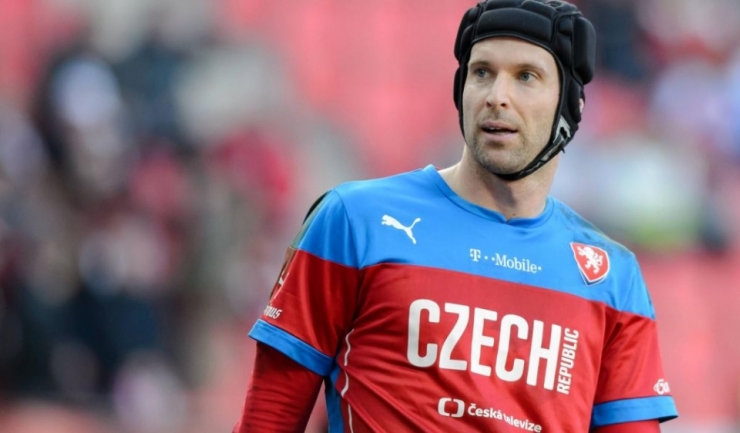 Portarul Petr Cech va avea o misiune dificilă în fața „armadei” spaniole