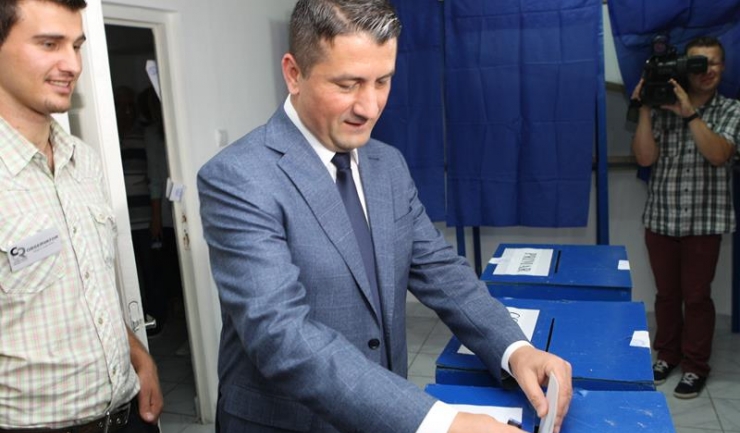 Decebal Făgădău (PSD) a câștigat cu peste 7.000 de voturi în fața lui Vergil Chițac (PNL)