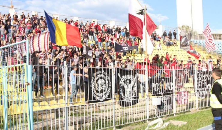Suporterii giuleșteni speră ca problemele de la Rapid București să își găsească o rezolvare fericită
