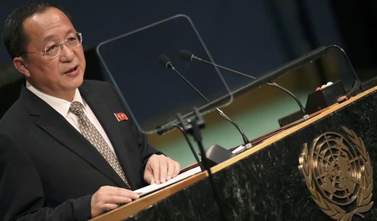 Şeful diplomaţiei nord-coreene, Ri Yong Ho: „Liderul administraţiei de la Washington a murdărit această incintă (ONU - n.r.) cu cuvinte violente şi necugetate şi reprezintă astăzi una dintre cele mai mari ameninţări pentru pace”