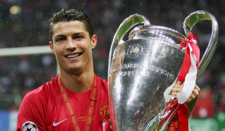 Cristiano Ronaldo este veriga de legătură dintre Manchester United și Real Madrid: a realizat mari performanțe cu ambele echipe