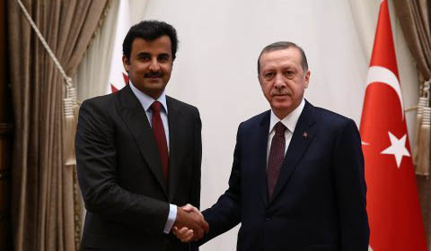 Emirul din Qatar și președintele Turciei, Recep Tayyip Erdogan