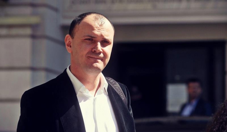 Deputatul Sebastian Ghiță și-ar fi convins colegii să voteze împotriva cererii de arestare promițându-le că ușa televiziunii RTV le este deschisă