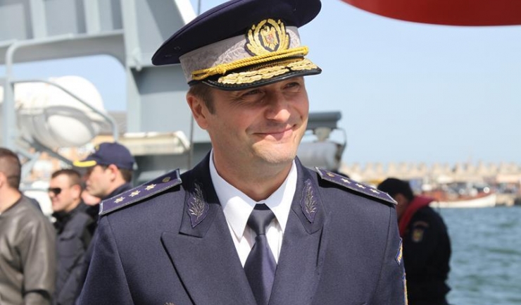 Cms. șef Cătălin Paraschiv, comandantul navei: 