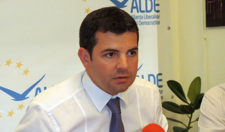 Daniel Constantin va ataca în contencios administrativ hotărârile adoptate duminică, 19 martie, de Delegația Permanentă a ALDE (sursa foto: pressalert.ro)