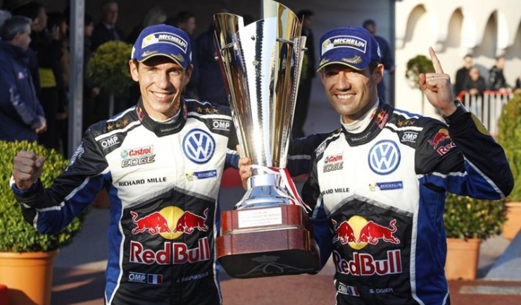 Triplii campioni mondiali Sébastien Ogier și Julien Ingrassia (copilot, în stânga) au debutat perfect în 2016