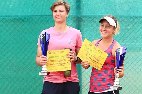 Selma Cadâr (dreapta, alături de Aleksandra Kuznețova) a fost aproape să câștige ambele trofee la „Wilson-Tivoli Trophy”