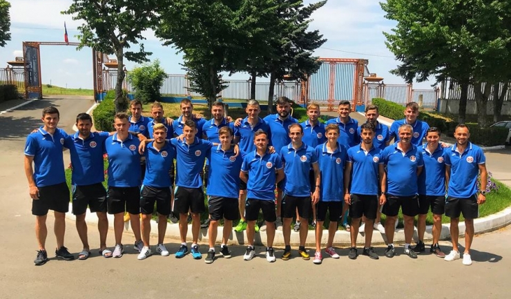Jucătorii antrenaţi de Aurelian Despa au plecat încrezători spre Vrancea (sursa foto: Facebook Clubul Sportiv Medgidia)