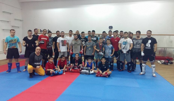 Sportivii de la Kickbox Ursoi Constanța au dedicat rezultatele de la Cupa „Keru Kento” fostului lor antrenor, Iulian Ursoi