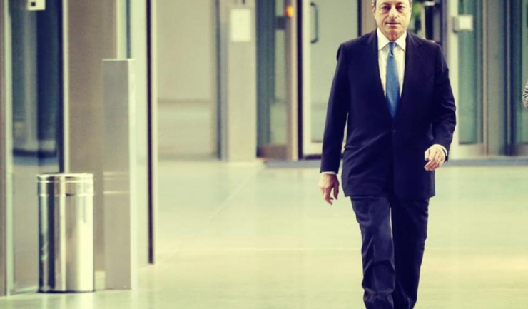 Analiștii se așteaptă ca BCE să continue să stimuleze neconvențional economia zonei euro