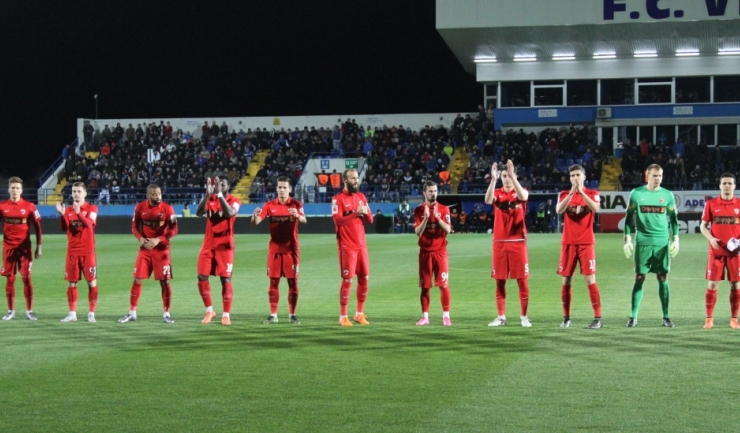 Dinamo București mai speră într-o clasare pe podium la finalul campionatului