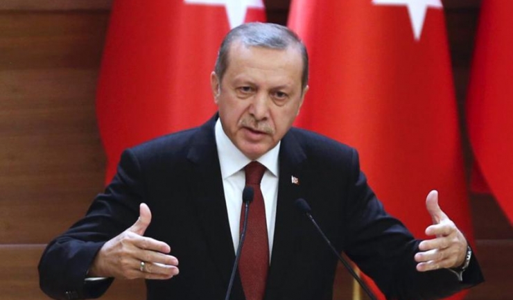 Şeful statului turc, Recep Tayyip Erdogan: „Noi susținem (poziția Qatarului) deoarece considerăm că lista de 13 solicitări contravine dreptului internațional”