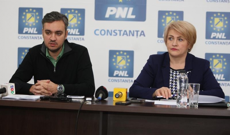 Candidații liberali la Camera Deputaților și, respectiv, Senat: George Niculescu și Ana-Lucia Varga