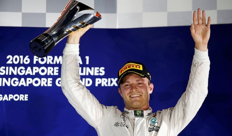 Rosberg a trecut în fruntea clasamentului piloților, cu opt puncte avans față de Hamilton