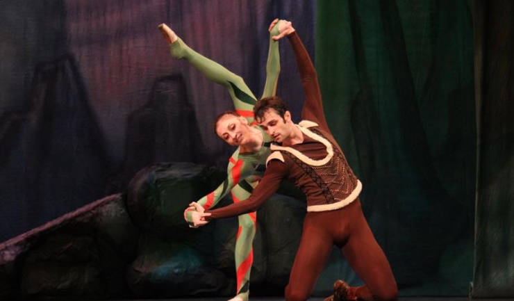 Sâmbătă, de la ora 18.30, iubitorii baletului sunt invitați să urmărească o poveste despre seducție și iubire adevărată - „Peer Gynt”