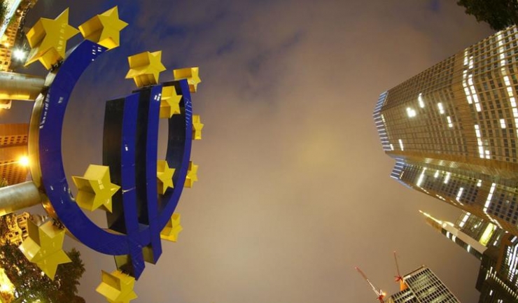 Aderarea la zona euro e un subiect care, în anul electoral 2016, a trecut în plan secund