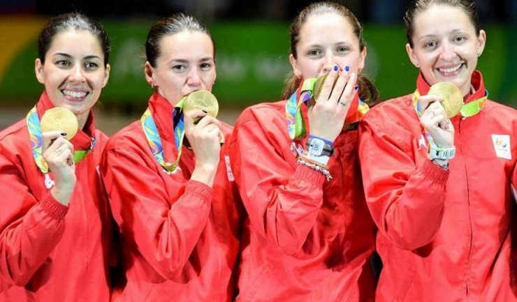Singurul titlu olimpic la Rio pentru România a fost cucerit de echipa feminină de spadă (sursa foto: www.frscrima.ro)