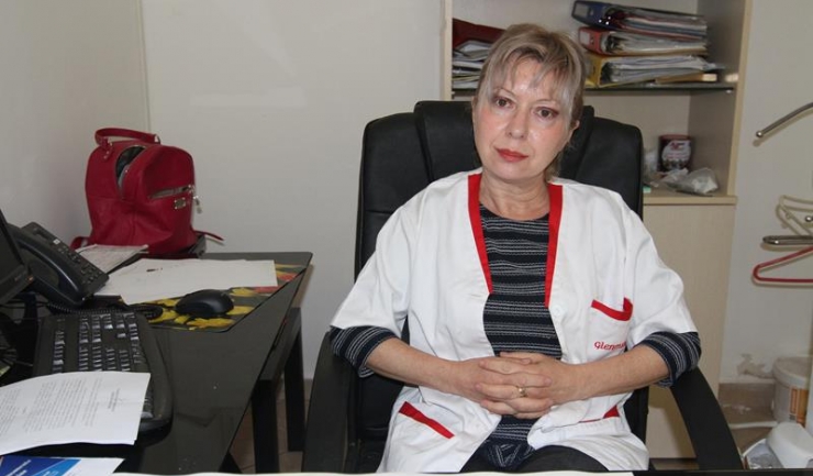 Șeful Secției Clinice, dr. Diana Cîrjaliu, a explicat pentru ”Telegraf”: „Acuzațiile sunt de noaptea minții. Este revoltător pentru noi, care suntem singura secție de psihiatrie din județ“