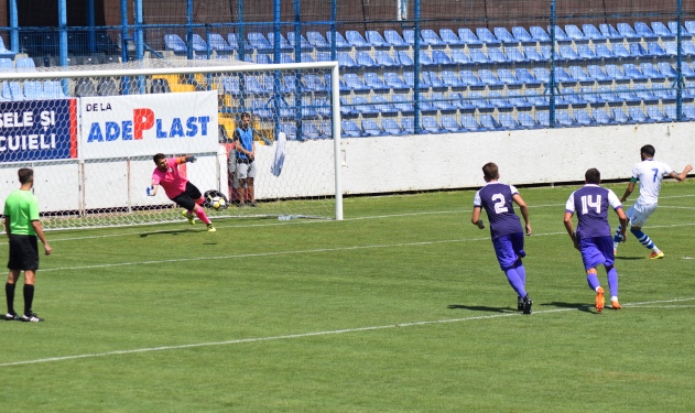 Cu cele patru goluri marcate în prima etapă, Alexandru Grigoraş (SSC Farul Constanţa) este golgheterul Ligii a 2-a