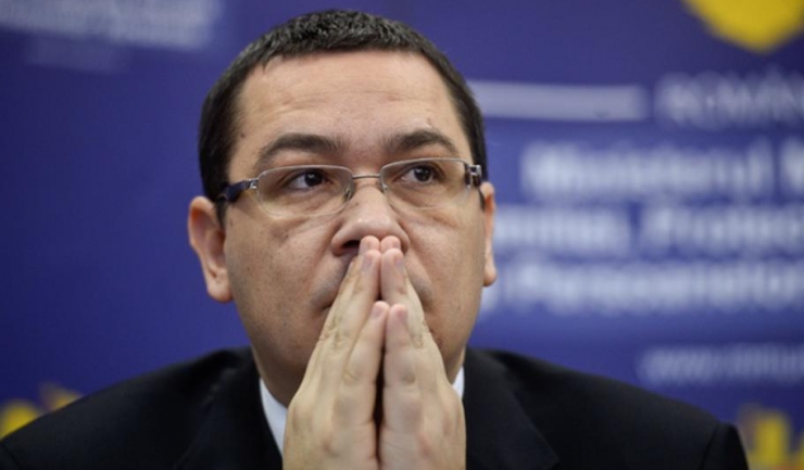Victor Ponta, pe facebook: „Iohannis este piroman şi România va „arde“ până tot controlul revine la el şi la „Sistem““