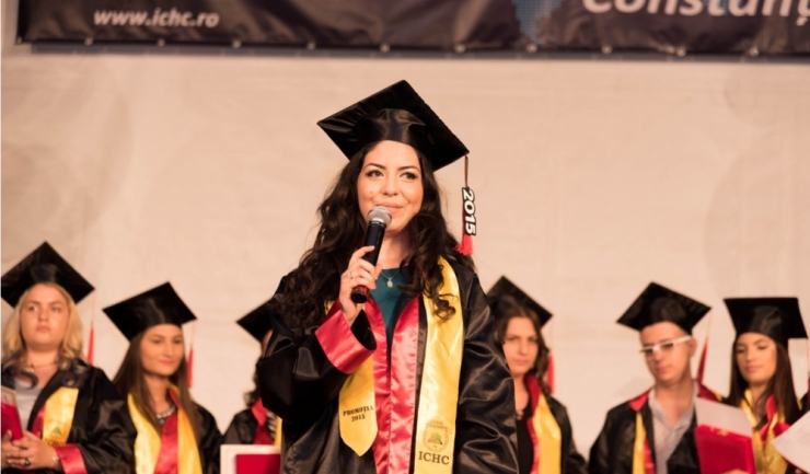 Elif, sefa de promoție a generației 2015 Liceul Internațional