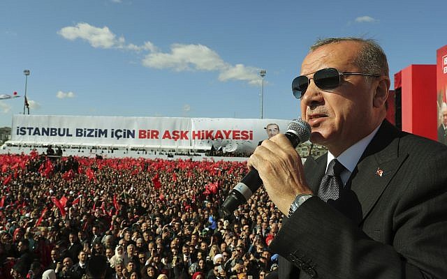 reşedintele turc Recep Tayyip Erdogan a suferit o înfrângere importantă în alegerile locale