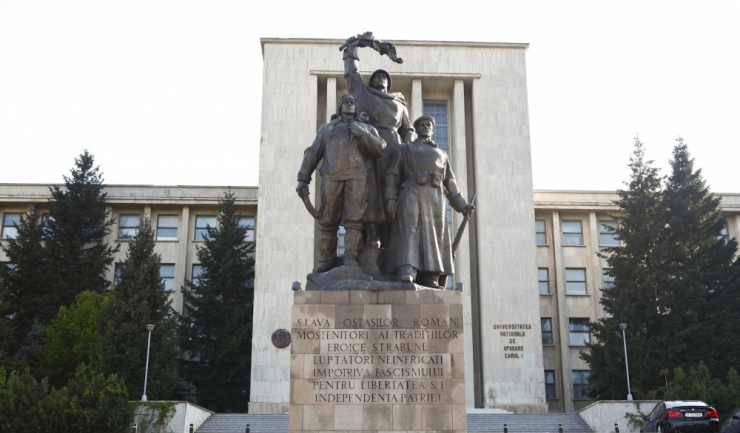 Monumentul Eroilor din Al Doilea Război Mondial din Bucureşti