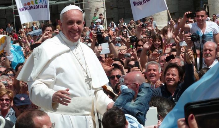 Papa Francisc a cerut ca ziua de duminică să fie liberă