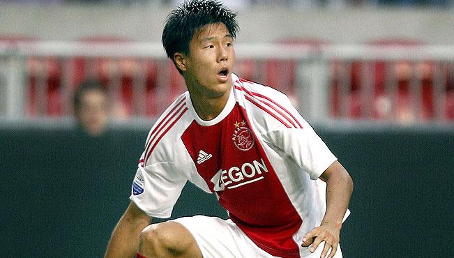 Suk Hyun-Jun a jucat pentru Ajax Amsterdam în perioada 2009-2011