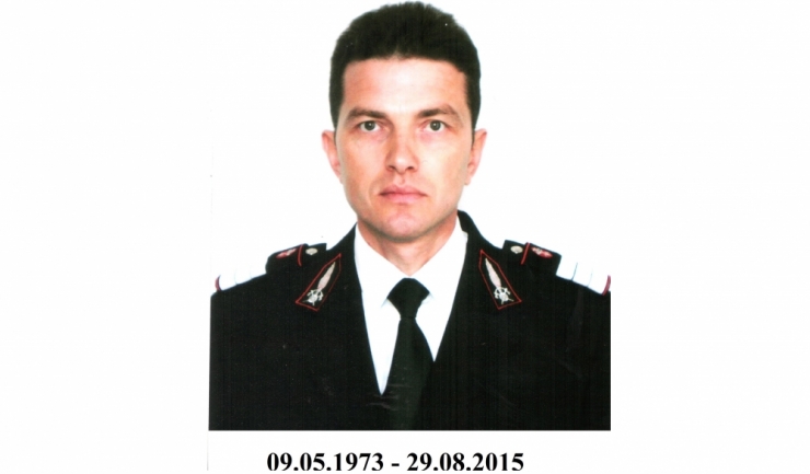 Pompierul-erou Marius-Daniel Fripis a murit într-un tragic accident în 29 august 2015, pe strada Tabla Buții din zona Faleză Nord a municipiului Constanța