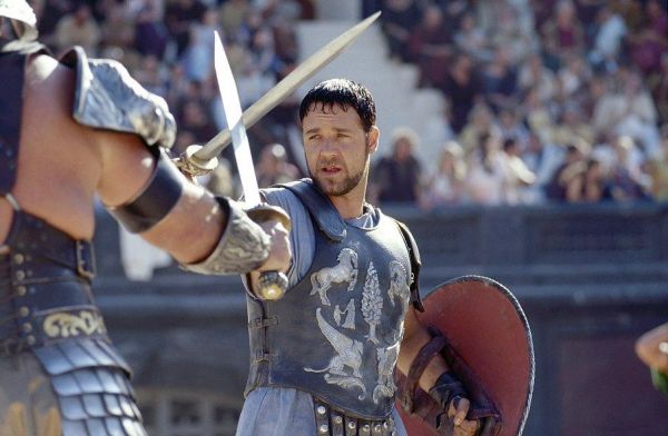 Russel Crowe în „Gladiatorul”