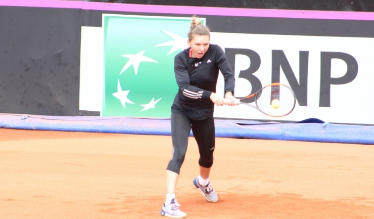 Simona Halep va efectua un RMN pentru a vedea cum se prezintă accidentarea de la gleznă după efortul depus în al doilea turneu de Grand Slam al anului