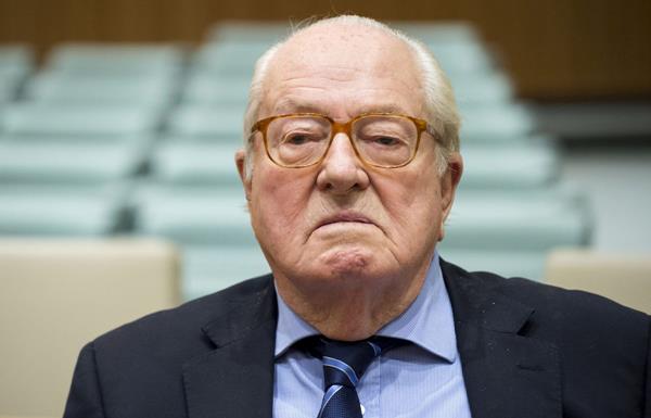 Jean-Marie Le Pen, fondatorul Frontului Naţional nu mai are nicio legătură cu... Frontul Naţional