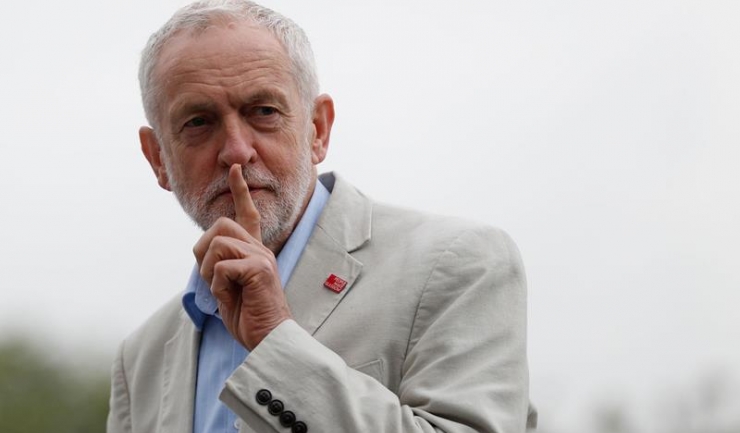 Jeremy Corbyn îndemnat să ceară organizarea unui nou referendum