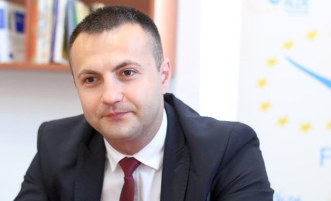 Deputatul ALDE Marian Cucşa: „Nu mi-aş dori să le povestesc copiilor mei despre practicile acestor vremuri, suntem ţara în care avem 6 milioane de români ascultaţi”