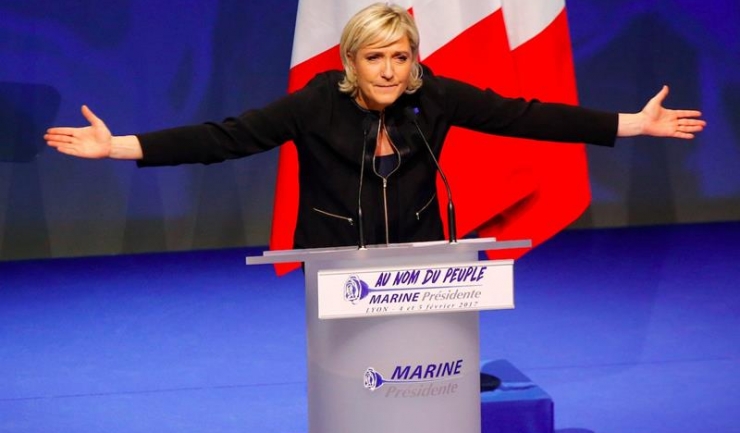 Lidera extremei-drepte franceze Marine Le Pen: „Ceea ce se întâmplă în Italia este o lovitură de stat şi un jaf contra poporului italian comise de instituţii ilegitime”