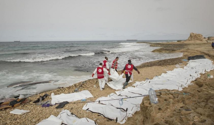 Peste 70 de trupuri ale sirienilor morţi în apele Mediteranei au fost aruncate pe coasta Libiei