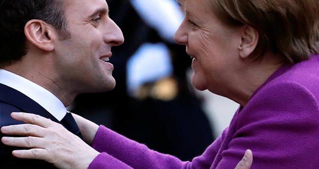 Preşedintele francez, Emmanuel Macron, şi cancelarul german, Angela Merkel